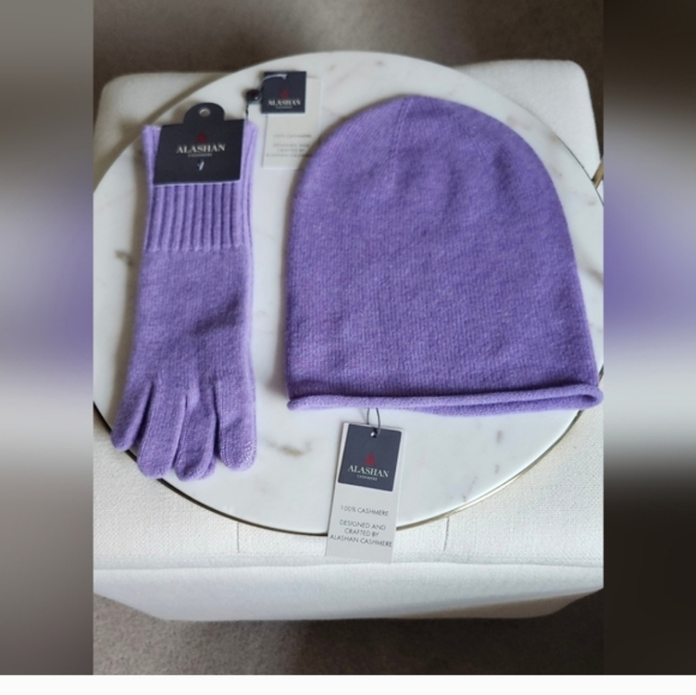 Alashan100% Cashmere Beanie and Gloves Set Lilac